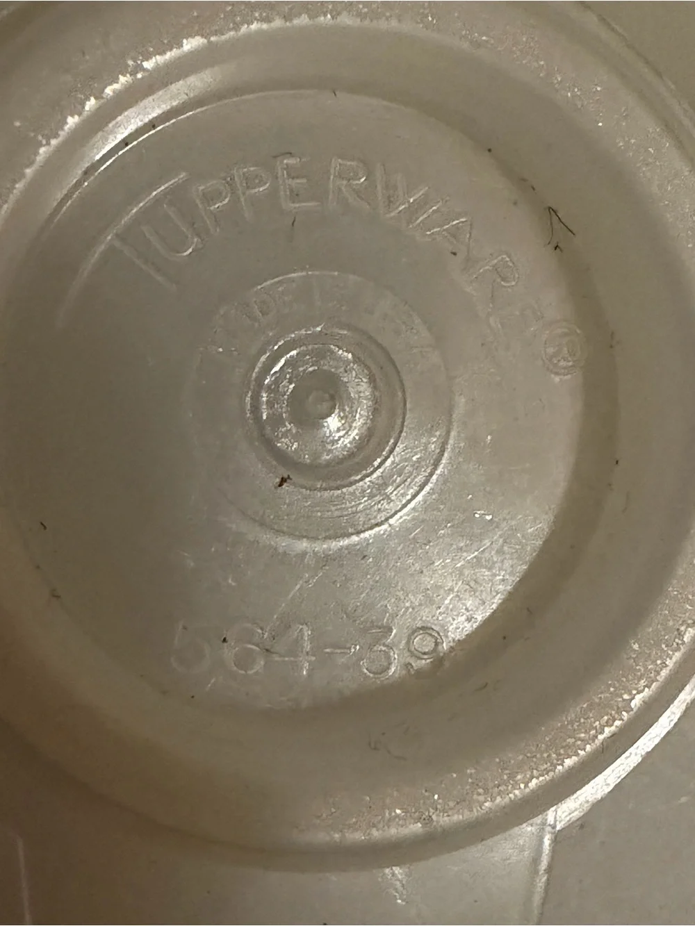 Tupperware image shows